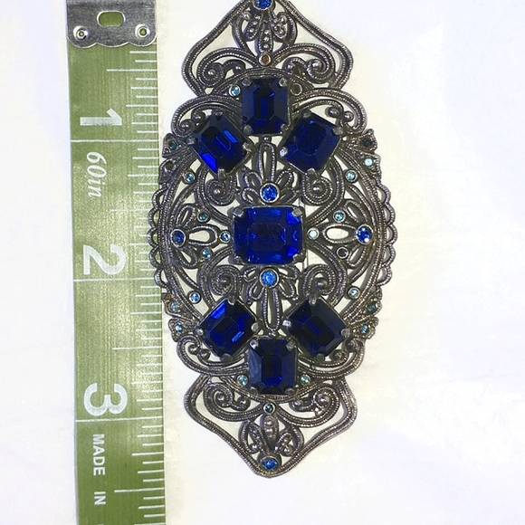 HUGE ART DECO STYLE FILIGREE PIN - ROYAL BLUE GLASS STONES - OVER 3" WIDE - Picture 6 of 8